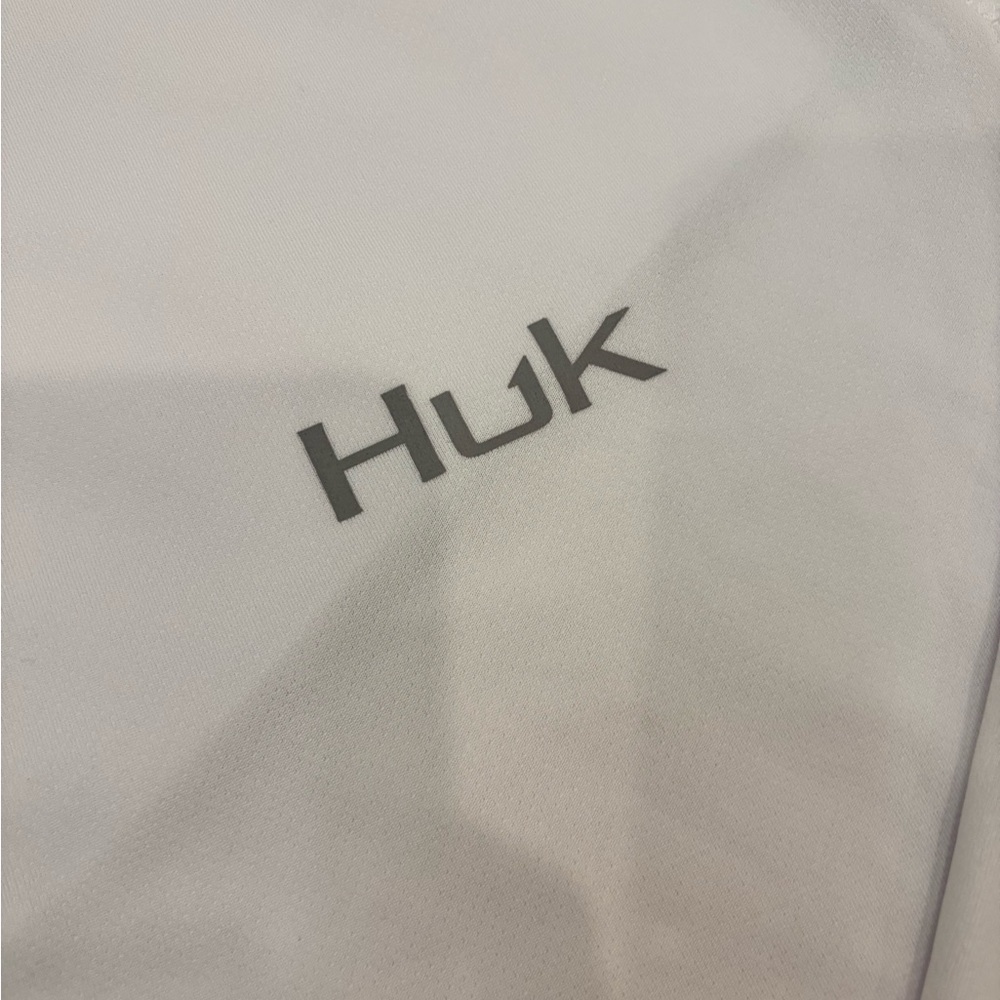Like New! Huk Mens Long Sleeve Performance Fishing Shirt Rash Guard Small White - Picture 6 of 7